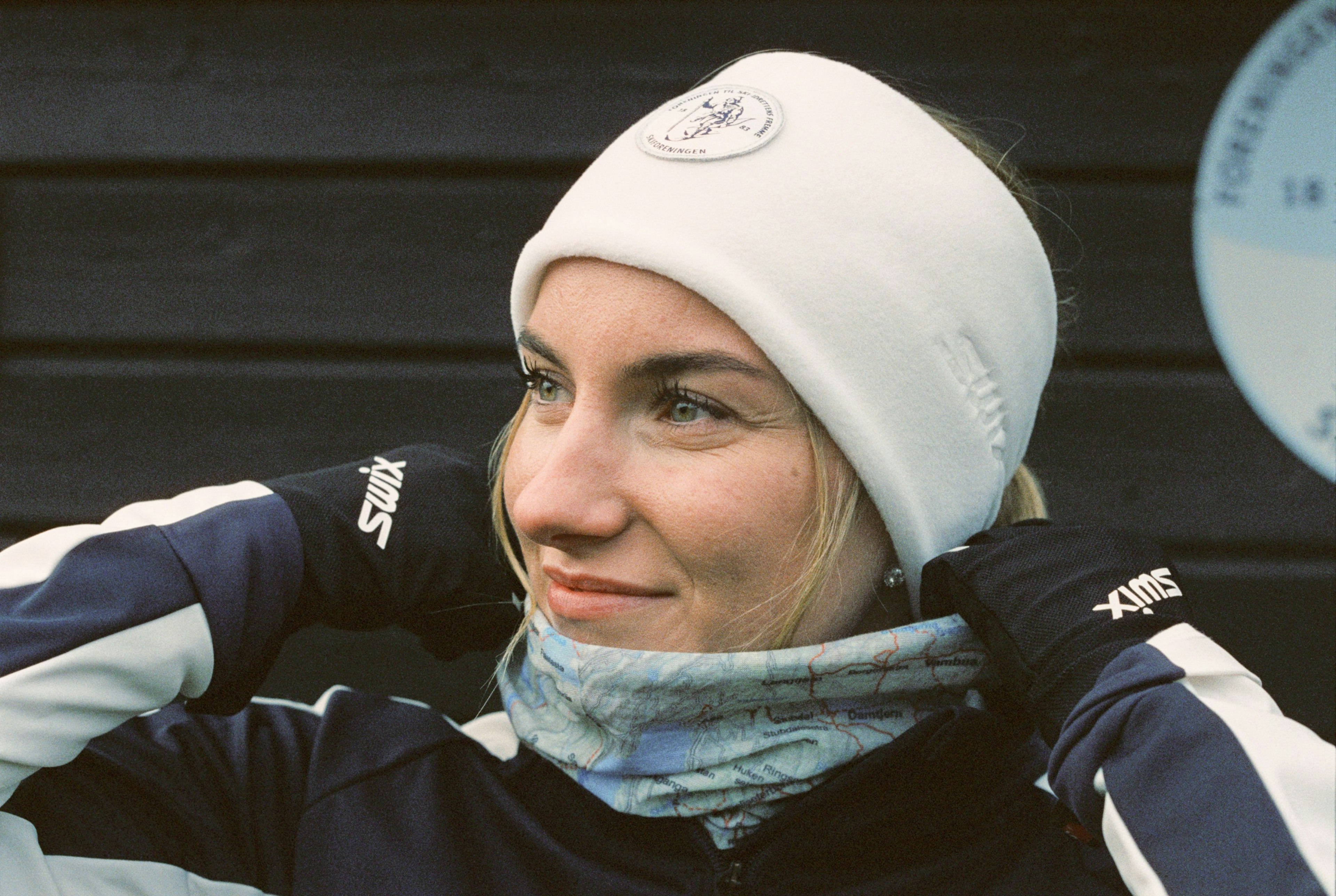 Bilde av skiløper med skitøy